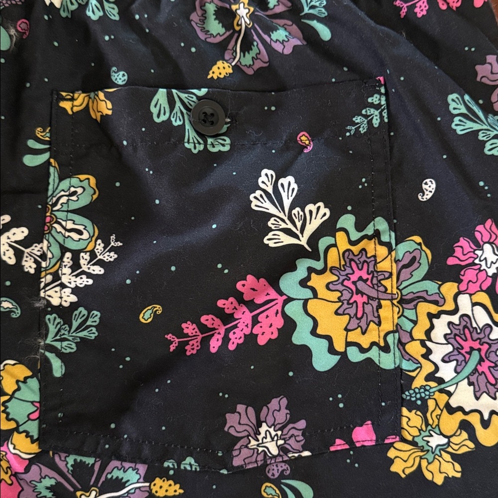 No Boundaries Black Floral Swim ShortsXL, NWT - Picture 3 of 4